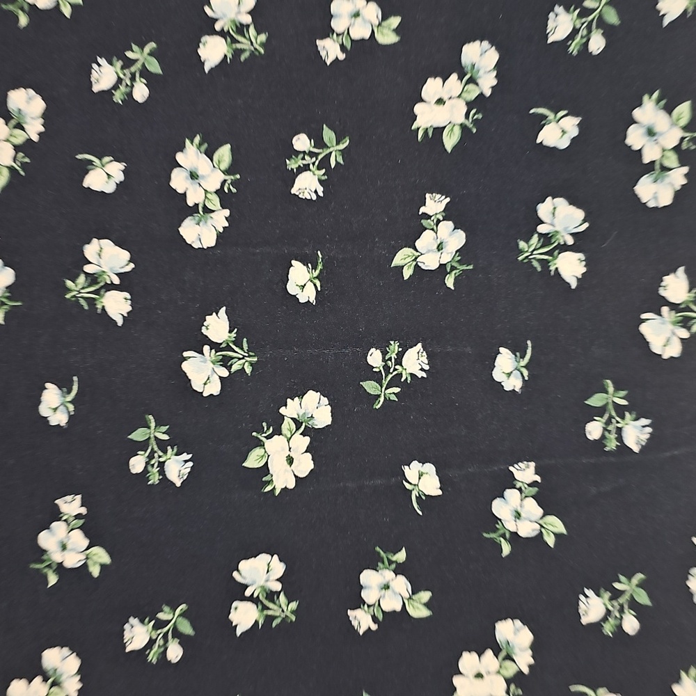 Old Navy Women's Large Luxe Crew-Neck Blue Floral Top Used - Picture 3 of 10